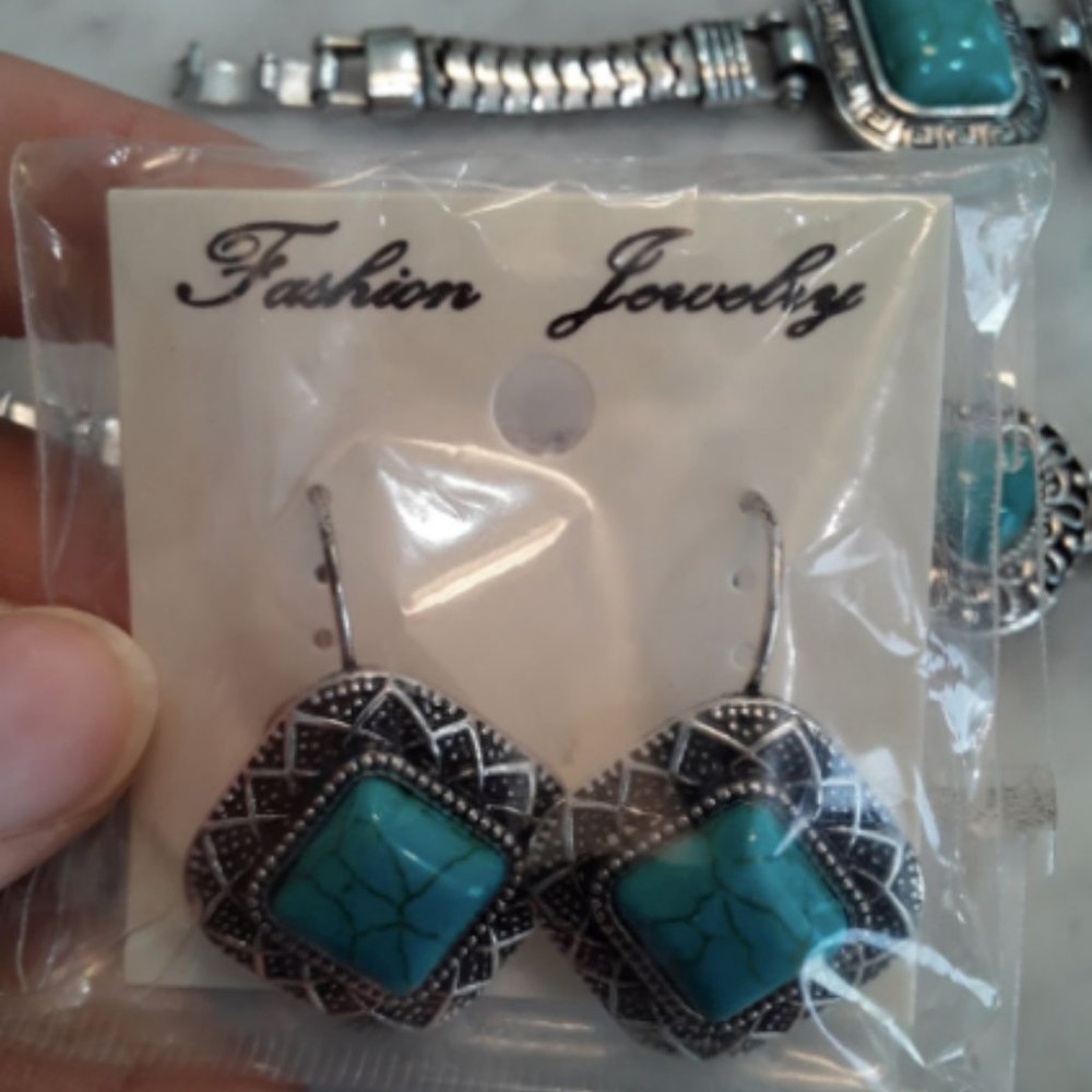 Turquoise jewelry earrings & bracelets set lot NWT - Picture 4 of 9